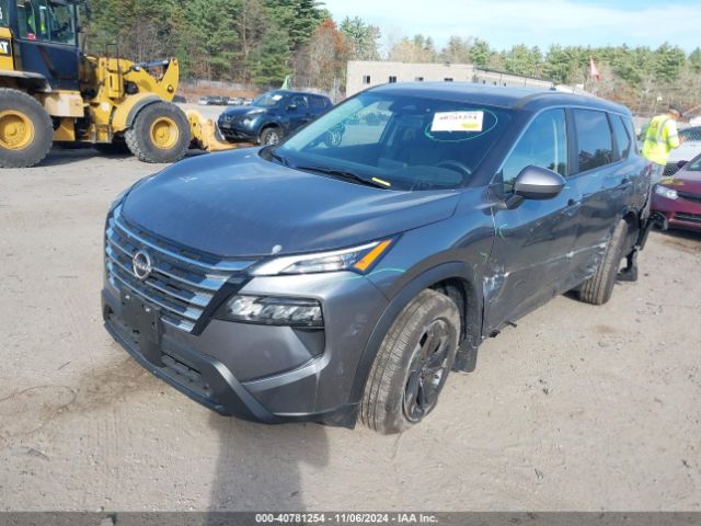 JN8BT3BB4RW425672 Nissan Rogue Sv Intelligent Awd