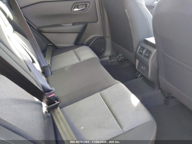 JN8BT3BB4RW425672 Nissan Rogue Sv Intelligent Awd