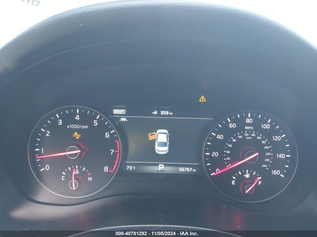 KNALC4J17H5073607 KIA Cadenza Technology