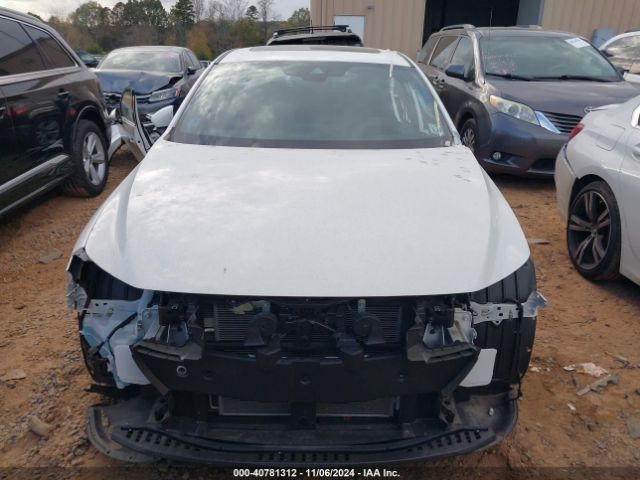 JM1BPBML3N1508226 Mazda Mazda3 Premium
