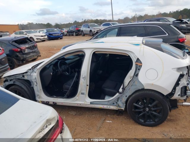 JM1BPBML3N1508226 Mazda Mazda3 Premium