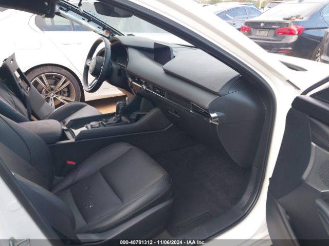 JM1BPBML3N1508226 Mazda Mazda3 Premium