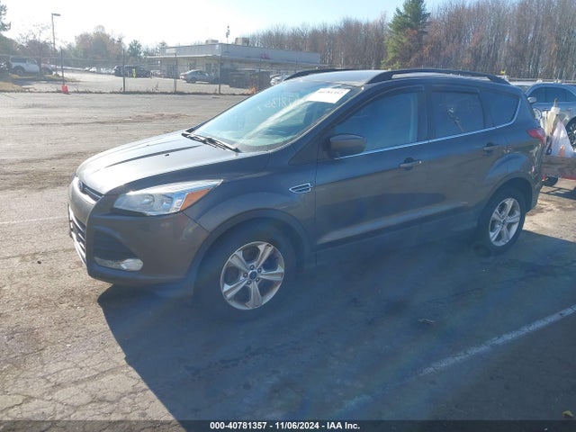 Ford ESCAPE SE 2016 1FMCU9GX4GUB28524 Image 2