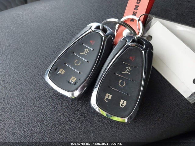2GNAXSEV1J6275005 Chevrolet EQUINOX LT
