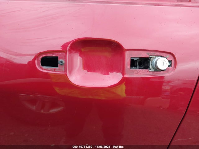 2GNAXSEV1J6275005 Chevrolet EQUINOX LT