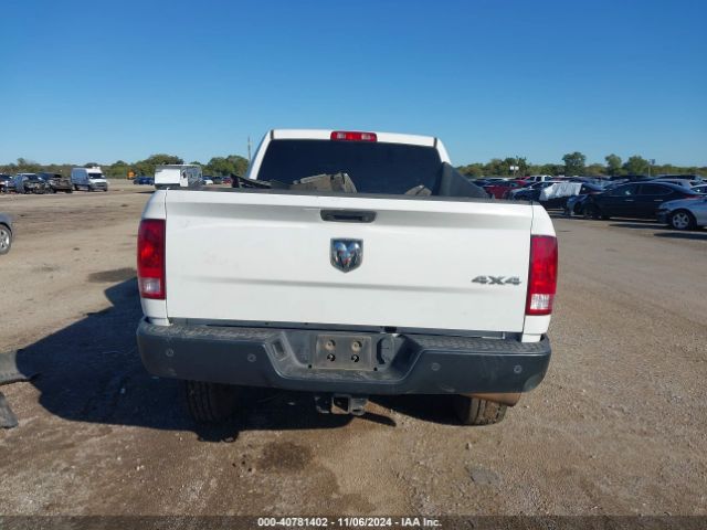 3C6UR5CL1JG257067 RAM 2500 Tradesman  4x4 6'4 Box