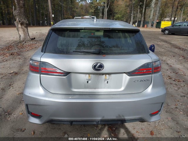 Lexus CT 200H 2014 JTHKD5BH4E2188108 Image 16