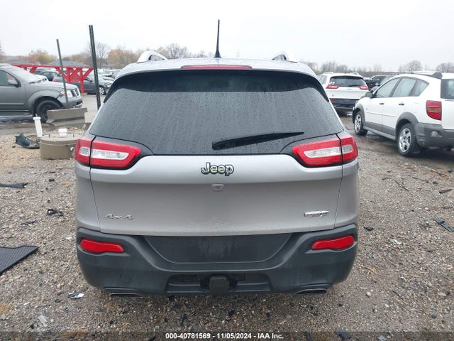 Jeep Cherokee Latitude 2015 1C4PJMCS1FW615341 Image 16