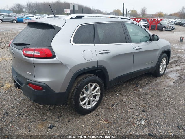 Jeep Cherokee Latitude 2015 1C4PJMCS1FW615341 Image 4