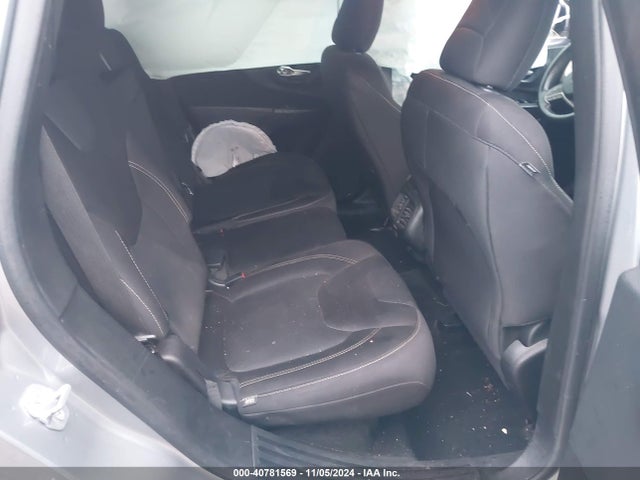 Jeep Cherokee Latitude 2015 1C4PJMCS1FW615341 Image 8