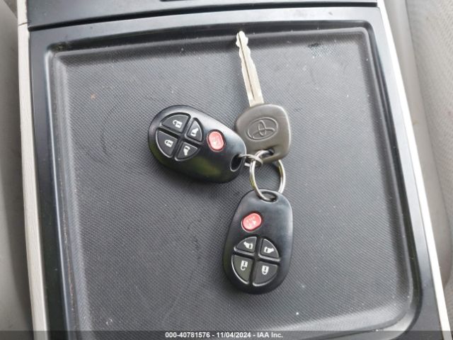 5TDKK3DC9ES410941 Toyota Sienna Le V6 8 Passenger