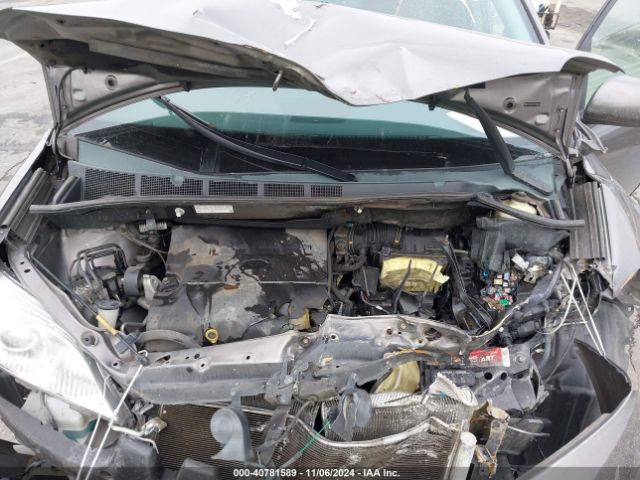5TDYK3DC7FS586608 Toyota Sienna Xle 8 Passenger