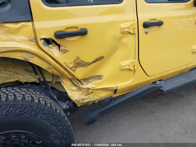 1C4HJXEN2LW233814 Jeep Wrangler Unlimited Sahara 4x4