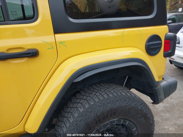 1C4HJXEN2LW233814 Jeep Wrangler Unlimited Sahara 4x4