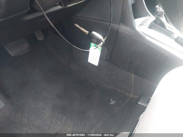 Toyota COROLLA LE 2016 2T1BURHE1GC557100 Image 11