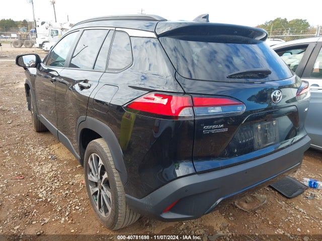 Toyota Corolla Cross Xle 2022 7MUEAAAG1NV027979 Image 3