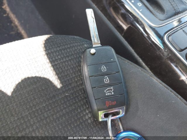 5XYKT3A60EG443593 KIA SORENTO LX