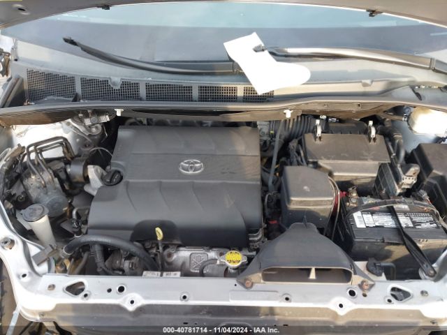 5TDYK3DC4FS658543 Toyota Sienna Limited 7 Passenger