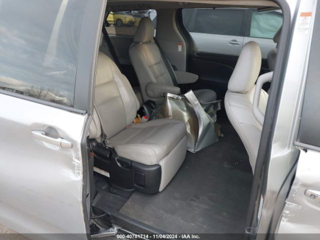 5TDYK3DC4FS658543 Toyota Sienna Limited 7 Passenger