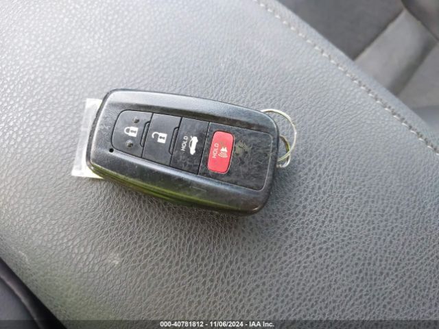 4T1F11AKXNU718213 Toyota CAMRY XLE