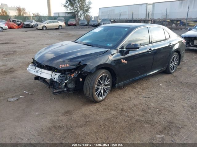 4T1F11AKXNU718213 Toyota CAMRY XLE