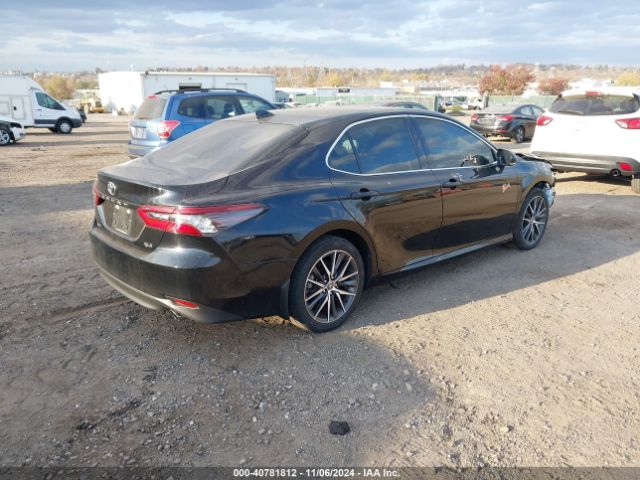 4T1F11AKXNU718213 Toyota CAMRY XLE