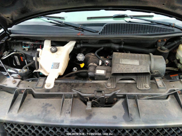Chevrolet Express 2500 Work Van 2014 1GCWGFCG2E1124676 Image 10