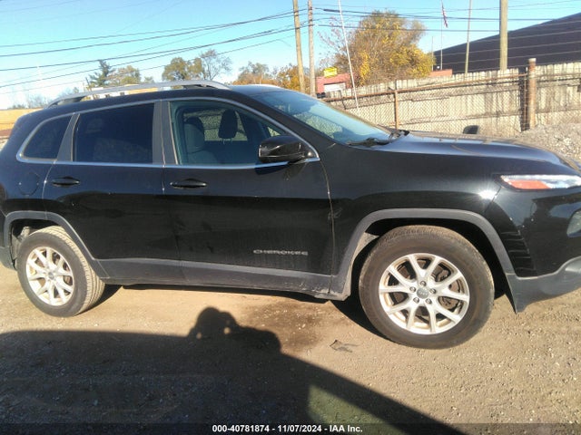 Jeep Cherokee Latitude 2016 1C4PJMCB7GW372457 Image 13
