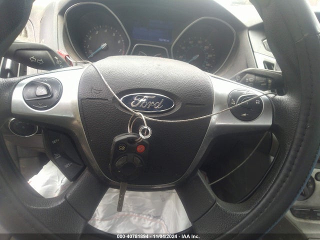 Ford FOCUS SE 2014 1FADP3F21EL320026 Image 11