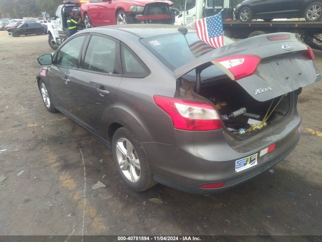 Ford FOCUS SE 2014 1FADP3F21EL320026 Image 3