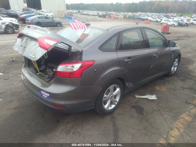 Ford FOCUS SE 2014 1FADP3F21EL320026 Image 4