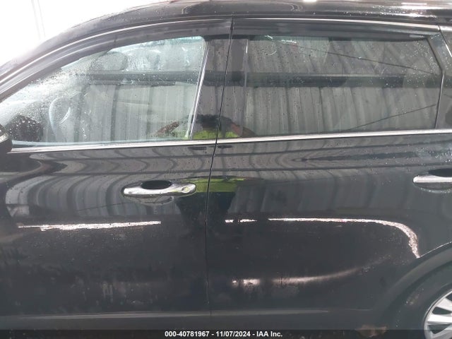 KIA Sorento 3.3l Lx 2019 5XYPG4A55KG493585 Image 14
