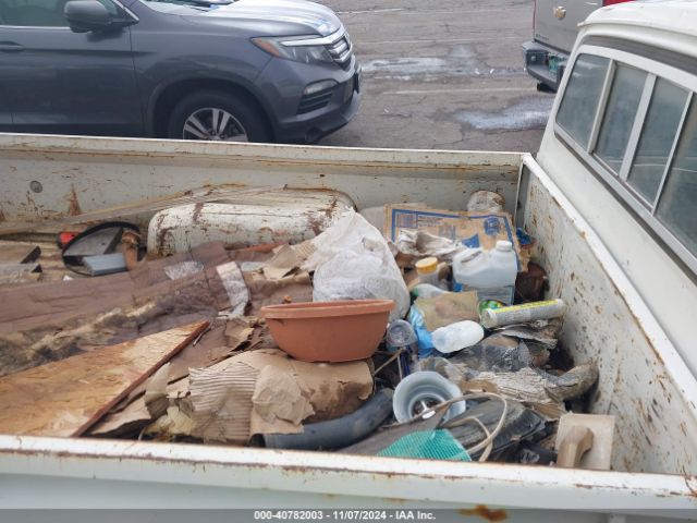 1981 TOYOTA PICKUP / CAB CHASSIS JT4RN44R6B0047898 Photo 7