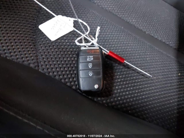 KIA Optima Lx 2019 5XXGT4L36KG323845 Image 11