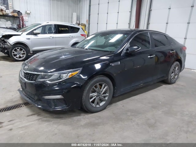 KIA Optima Lx 2019 5XXGT4L36KG323845 Image 2