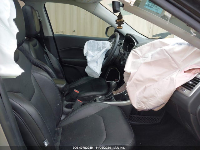3C4NJCCB4KT667564 Jeep Compass High Altitude Fwd