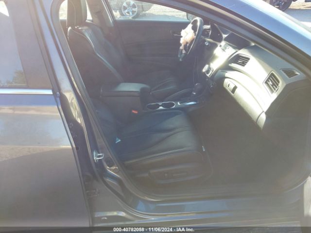 19UDE2F72KA010126 Acura Ilx Premium Package/technology Package