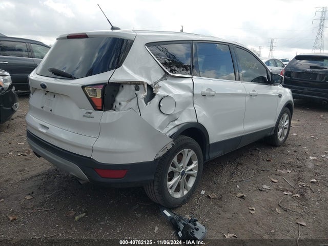 Ford ESCAPE SE 2017 1FMCU0GD3HUF04469 Image 4