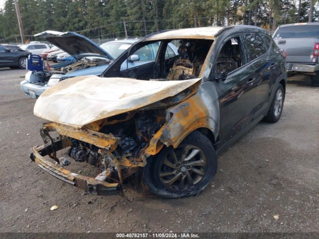 KM8J3CA43GU137947 Hyundai TUCSON SE