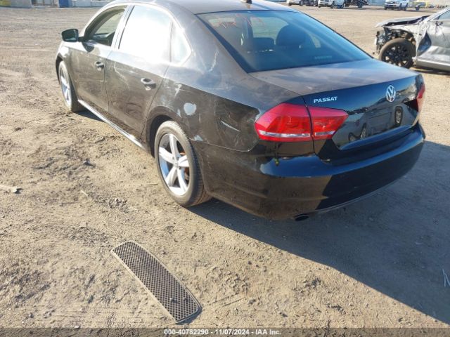 1VWBT7A34EC065552 Volkswagen Passat 1.8t Se
