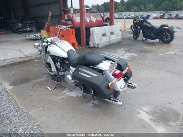 2008 HARLEY-DAVIDSON FLHRC 1HD1FR4138Y605670 Photo 2