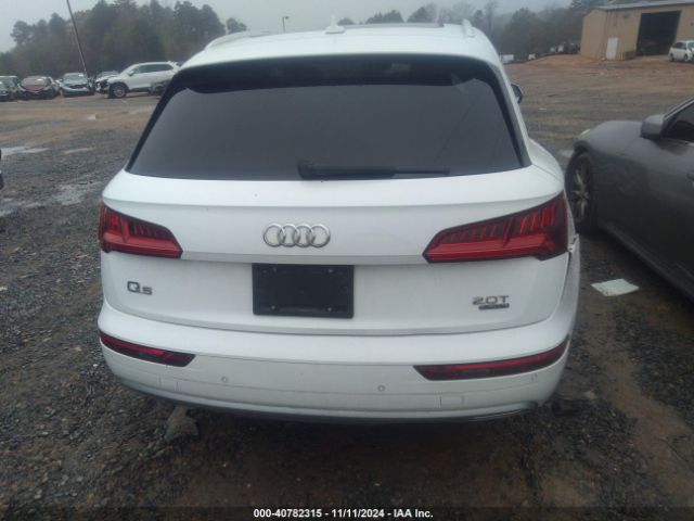 WA1BNBFY6J2033989 Audi Q5 2.0t Premium/2.0t Tech Premium