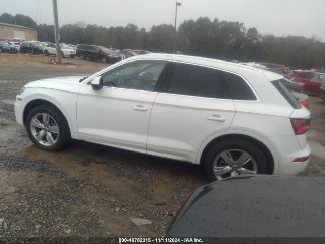 WA1BNBFY6J2033989 Audi Q5 2.0t Premium/2.0t Tech Premium