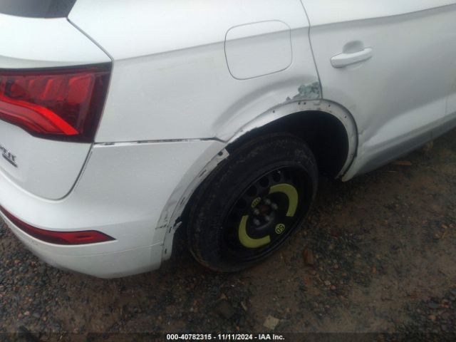 WA1BNBFY6J2033989 Audi Q5 2.0t Premium/2.0t Tech Premium
