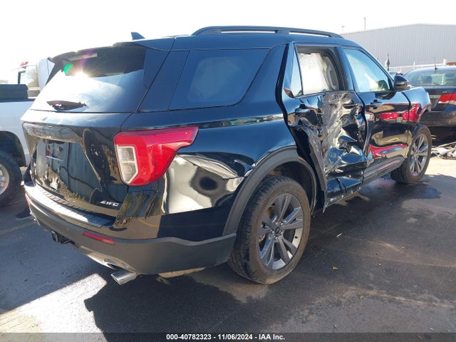 Ford EXPLORER XLT 2023 1FMSK8DH9PGB88175 Image 4