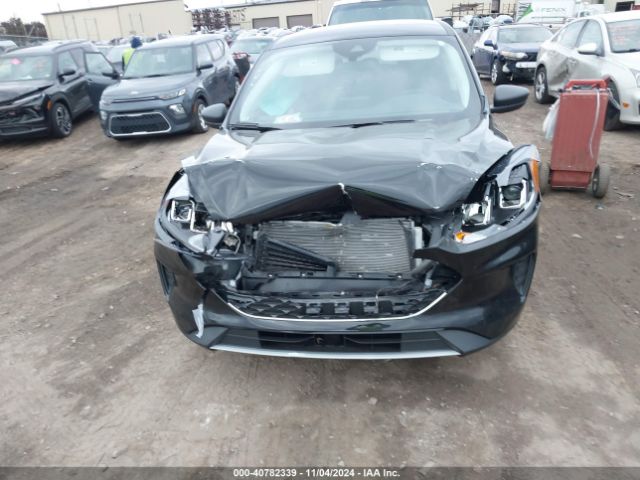 1FMCU9G68NUA95645 Ford ESCAPE SE