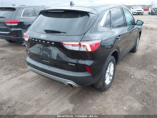 1FMCU9G68NUA95645 Ford ESCAPE SE