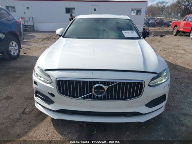 LVY102MK1JP053545 Volvo S90 T5 Momentum