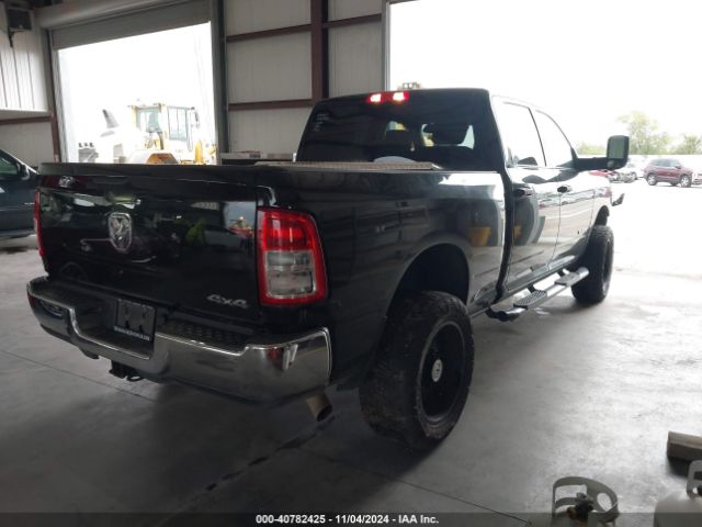 3C6UR5CJ7NG280969 RAM 2500 Tradesman  4x4 6'4 Box