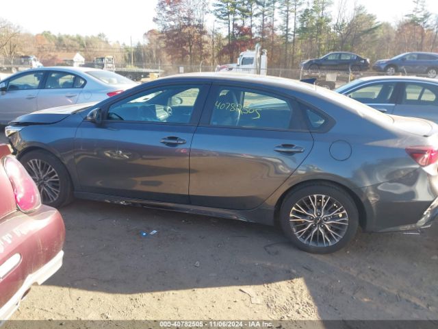 3KPF54AD9PE686528 KIA Forte Gt-line
